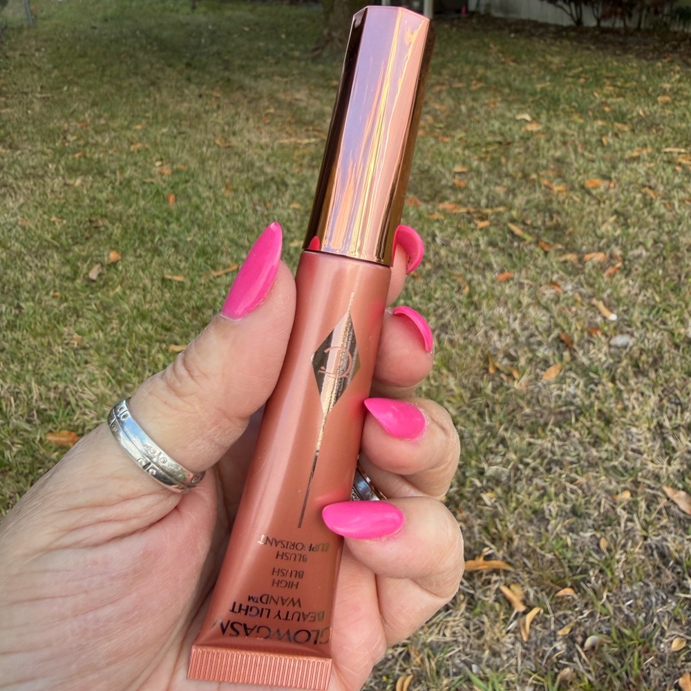 CHARLOTTE TILBURY Beauty Wand In Pinkgasm Blush - Picture 11 of 12